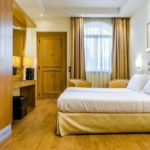 غرفة بسريرين منفصلين، SILVER HOTEL 3/10
