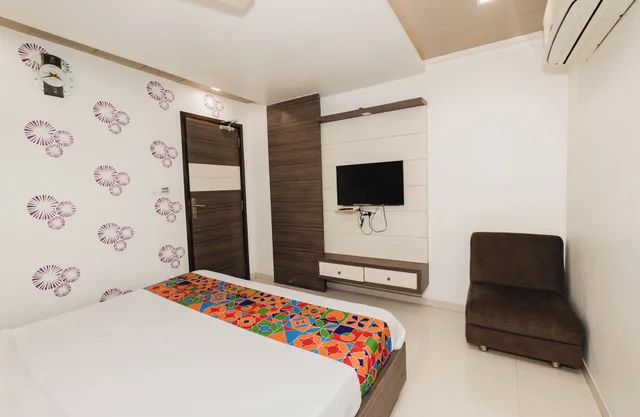 غرفة ديلوكس بسرير مزدوج، HOTEL AMBER 5/10
