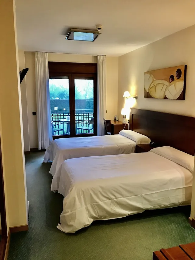 غرفة قياسية بسرير مزدوج، Hotel Rural Campaniola 2/6