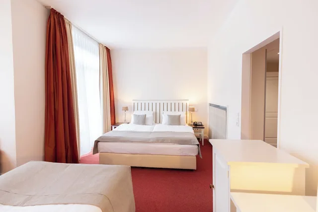 غرفة ديلوكس بسرير مزدوج مع أريكة، Novum Hotel Bremer Haus 6/10