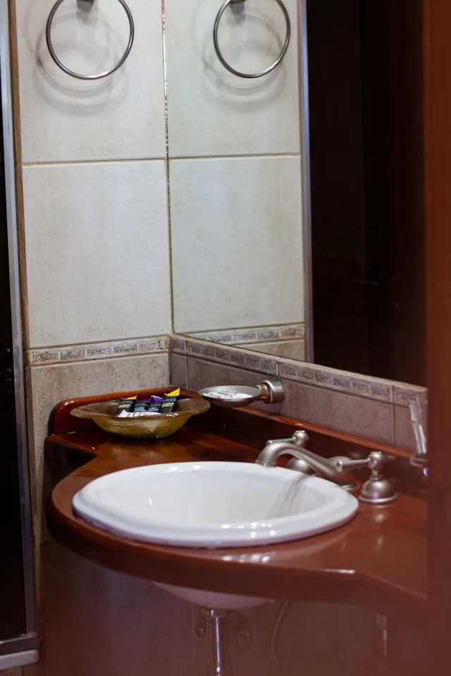 غرفة سوبيريور بسرير كوين، VILLA BRESCIA HOTEL 6/8