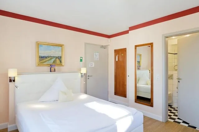 Standard, French Bed، Hotel Villa Monte Vino 3/5