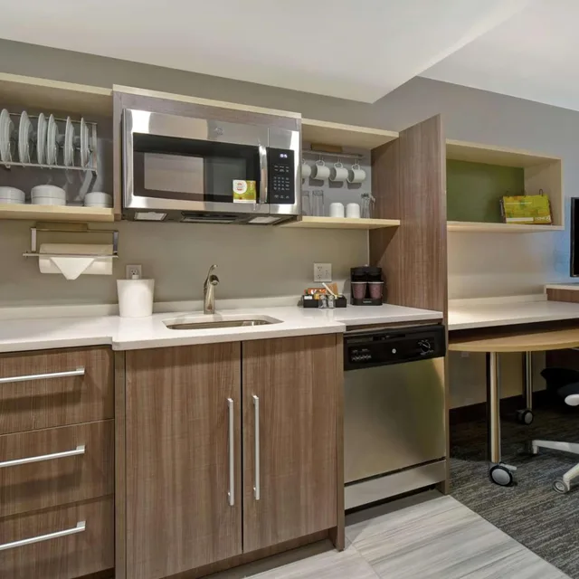 استوديو بسريرين كوين مع أريكة، Home2 Suites By Hilton Taylor Detroit 5/6