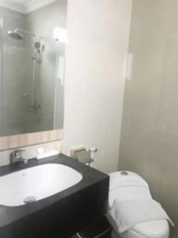 غرفة بزنس بسرير كوين، Top Malioboro Hotel 6/7