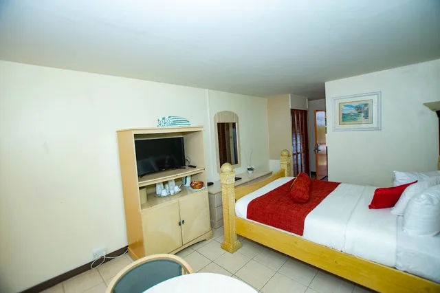 Standard, 2 Double Beds, Point Salines Hotel 1/10