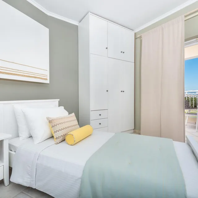 Superior, Triple, Side Sea and Pool View، Arkadia Luxury Hotel Apartments 1/10