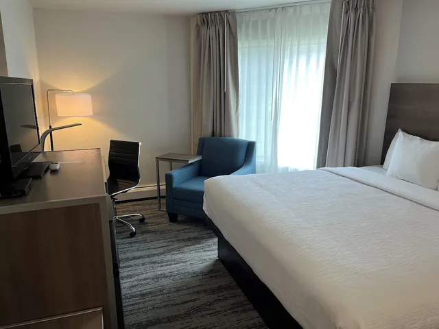 غرفة قياسية بسرير كينج، Quality Inn Kodiak, AK 3/10