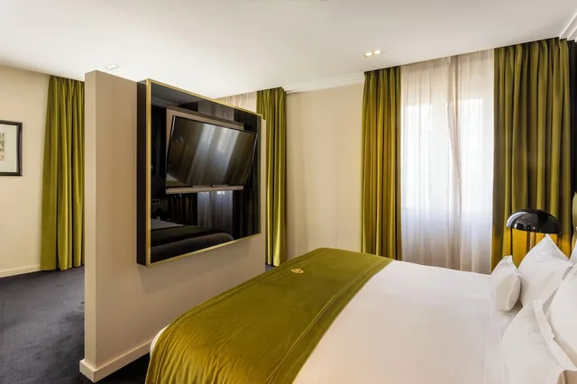 Rossio, Suite, King Bed, Square View، Altis Avenida Hotel 6/10