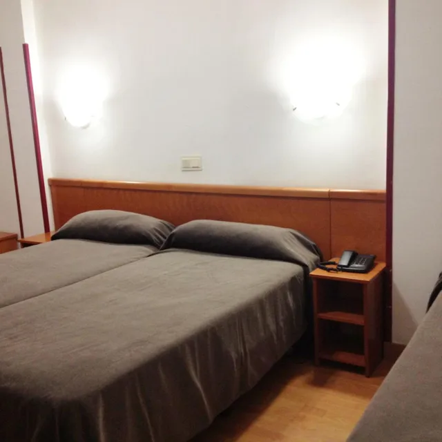 غرفة اقتصادية ثلاثية، Hotel Teremar 5/10