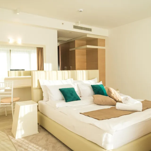 غرفة ديلوكس بسرير مزدوج بإطلالة على البحر بشرفة، Hotel KADMO by Aycon 9/10