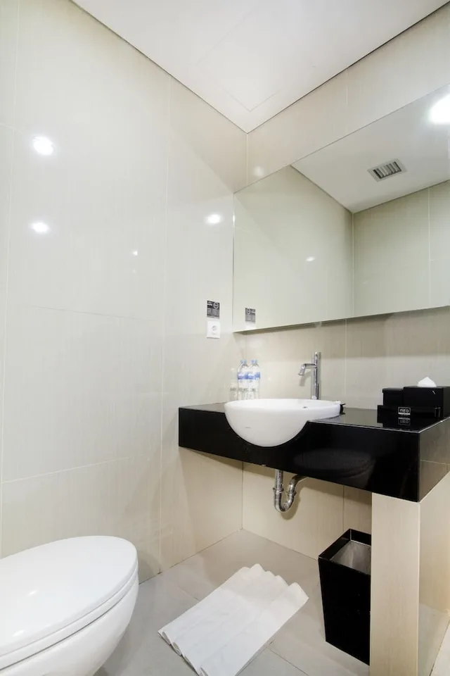 Standard, Twin Beds, Hotel Neo Tendean 5/6