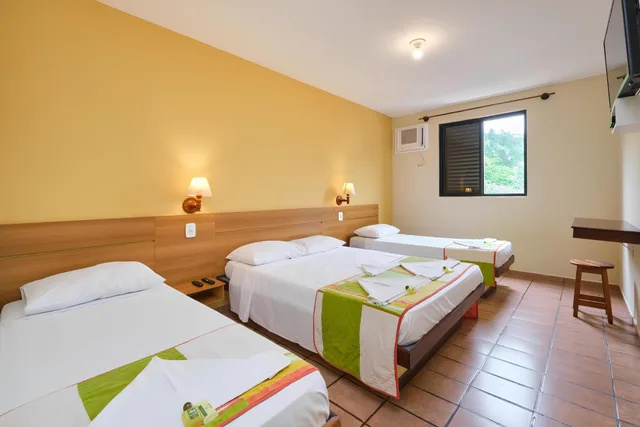 Superior, Suite, Quadruple, Pool View, Hotel Ponta das Toninhas 1/4
