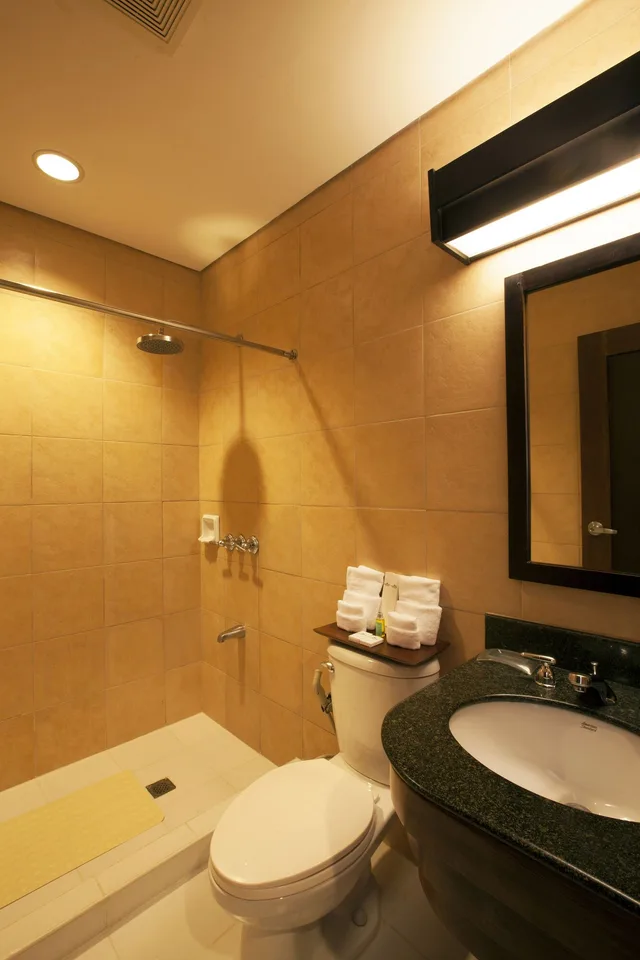 جناح بسرير كوين، Microtel by Wyndham Boracay 4/4