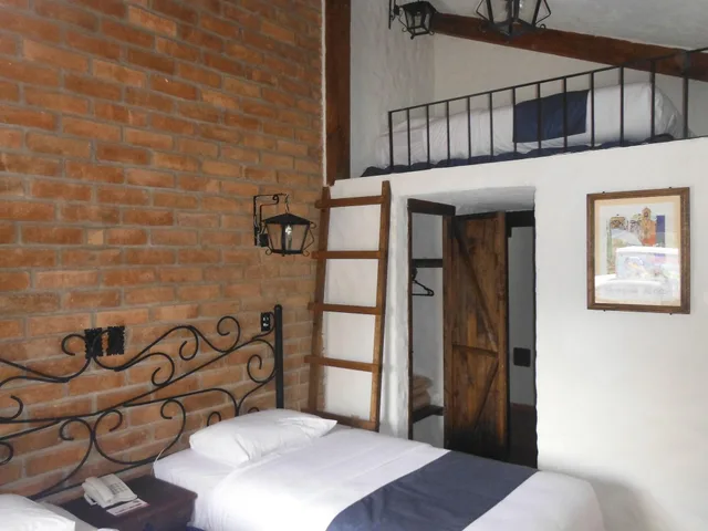غرفة ثلاثية، Casa Indigo Hotel 2/2
