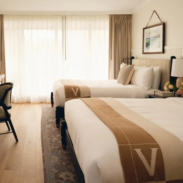 Newport، Viking Hotel 3/4