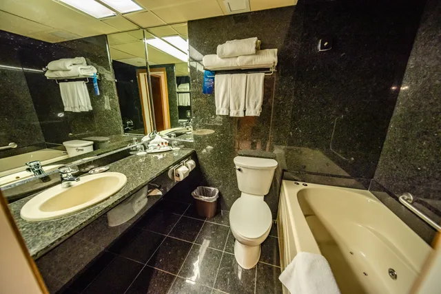جناح بسريرين كوين، Banff Park Lodge 8/10