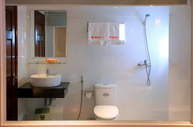 غرفة قياسية بسرير كوين، Sun City Hotel Nha Trang 5/5