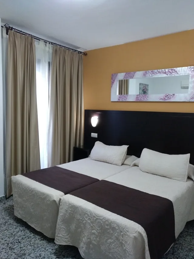 غرفة قياسية بسرير مزدوج أو سريرين منفصلين، Hotel de los Faroles 1/5