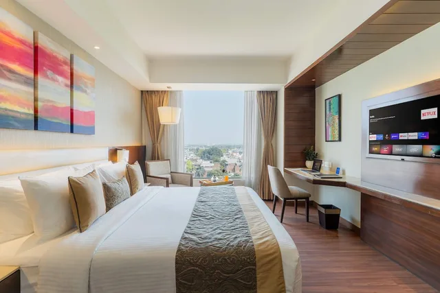 Deluxe, Multiple Beds، Nirvana Sarovar Portico Gorakhpur 3/6