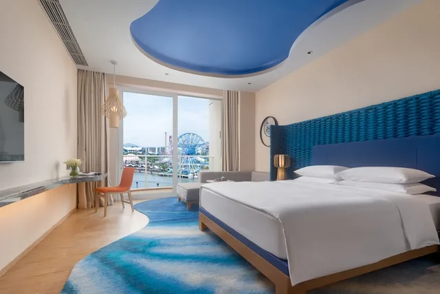 جناح تنفيذي بسرير كينج وسريرين منفصلين بإطلالة على البحر بغرفتي نوم، Hyatt Regency Hainan Ocean Paradise Resort 2/3