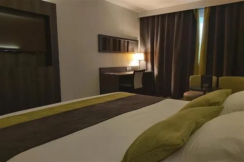 غرفة بسرير كينج، Best Western Plus Palais Des Congres 1/1