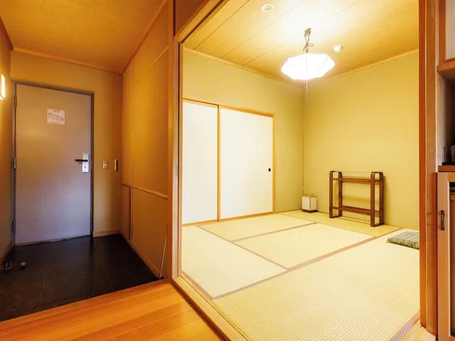 Japanese, East, 6 Futon Beds, Tatami، Chikuba Shinyotei 1/1