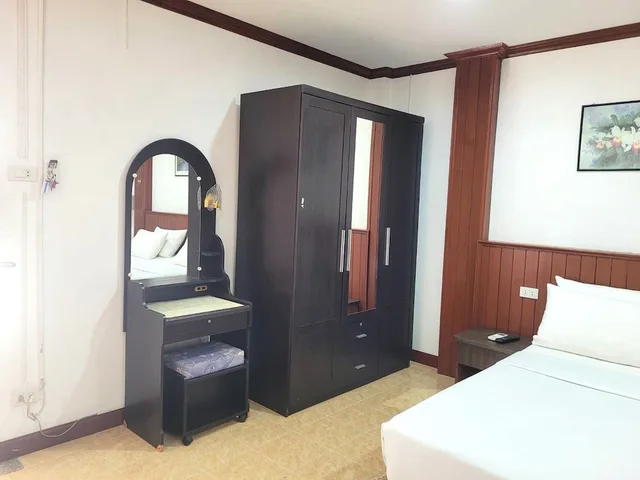 Deluxe, King Bed, No Window, Balcony، Rabbit Mansion 7/10