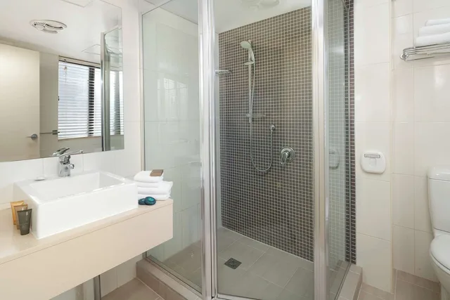 Studio, Queen Bed, Kitchenette, Best Western Plus Hotel Stellar 3/4