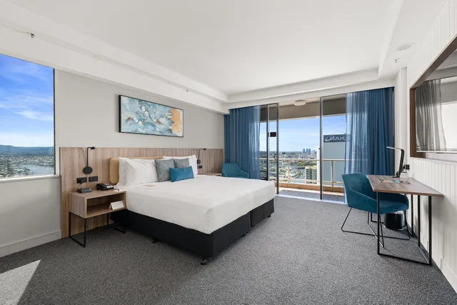 غرفة بريميوم بسرير كوين، Crowne Plaza Surfers Paradise 1/10