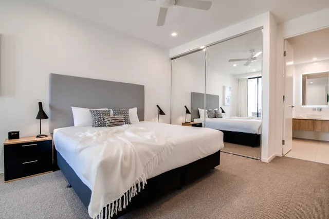 2 Bedrooms, Apartment, King and Twin Beds, Ocean Front، Iconic Kirra Beach Resort 7/10