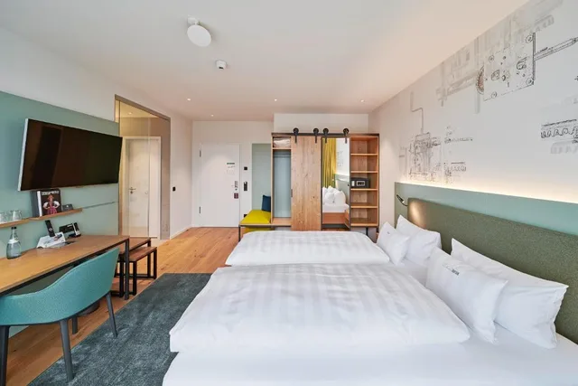 غرفة قياسية بسرير مزدوج، Hotel Federwerk 1/4