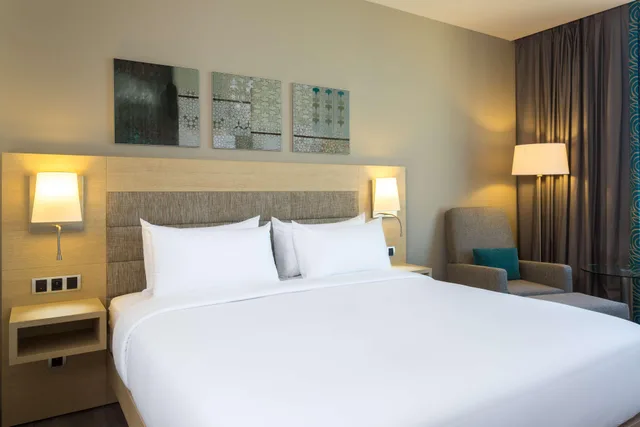 Room, Double Bed, Sea View, Hilton Garden Inn Tanger City Center 2/3