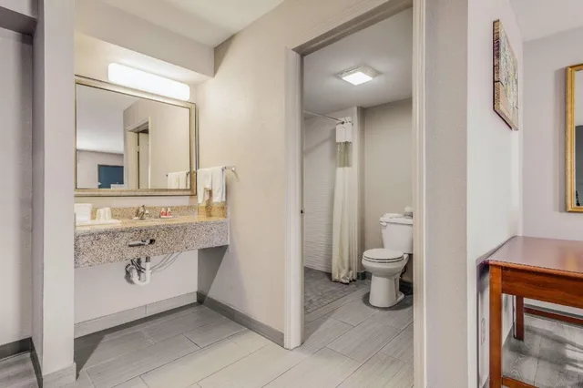 غرفة سوبيريور بسريرين مزدوجين للمدخنين، Econo Lodge Inn & Suites Enid South 4/5