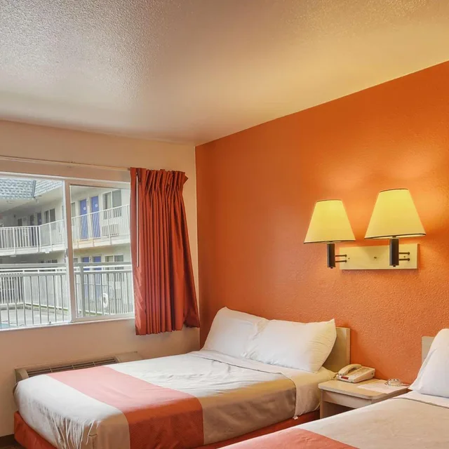 غرفة رباعية، Motel6 Coeur D'Alene, ID 2/10