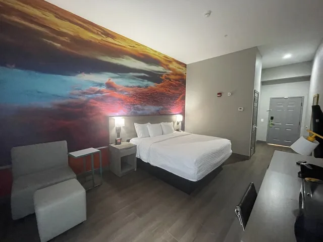 غرفة بسرير كينج لذوي الإعاقة، La Quinta Inn & Suites by Wyndham Oklahoma City - Moore 6/9