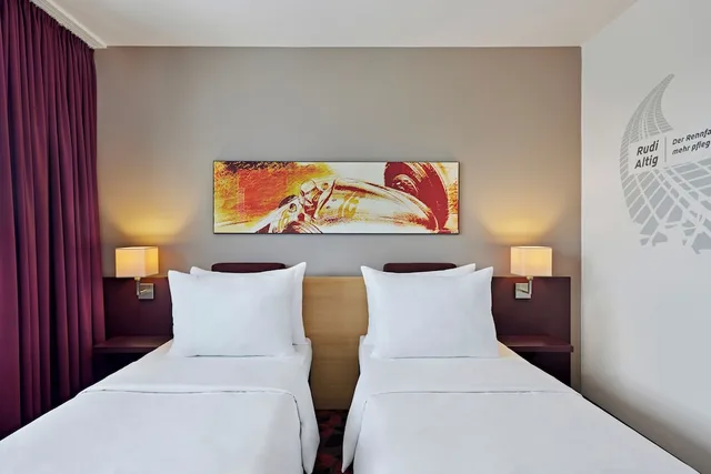 Room, Twin Beds, Forest View، Lindner Hotel Nurburgring Motorsport, Part of JDV by Hyatt 2/3