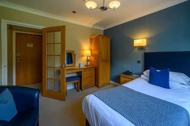 Room, Double Bed, Garden View, Trefeddian Hotel 2/8