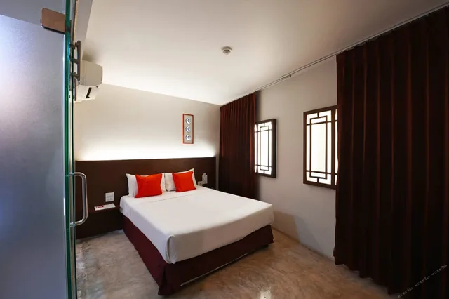 Standard, Double Bed, No Window، Ruamchitt Plaza Hotel 4/9