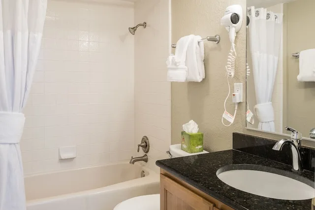 2 Bedrooms, Apartment, Murphy Bed, 2 Queen Beds، Lift Lodge Resort 3/4