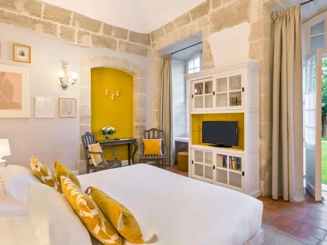 جناح جونيور بسرير كينج بإطلالة على الحديقة، Chateau de Mazan Handwritten Collection 2/7