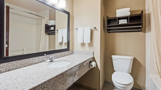 غرفة قياسية بسريرين كوين، Best Western Plus Cutting Horse Inn and Suites 3/3