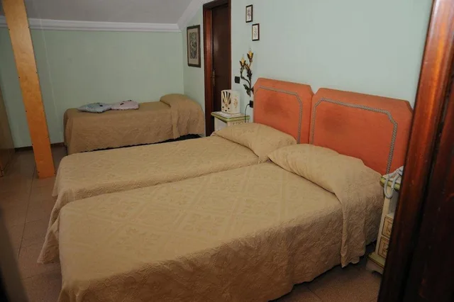 غرفة اقتصادية ثلاثية بثلاثة أسرّة، Hotel Savona 1/2