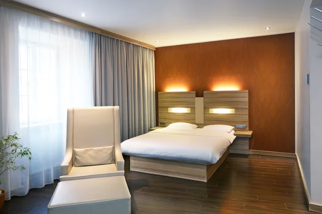 غرفة كومفورت بسرير مزدوج، Leonardo Boutique Hotel Salzburg Gablerbrau 4/5