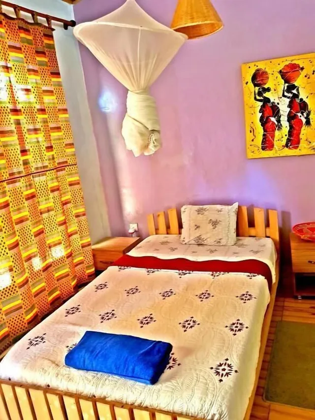 غرفة بسريرين منفصلين بحمام مشترك، Yambi Guesthouse 3/4