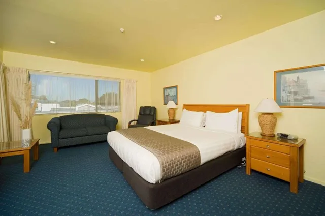 غرفة تنفيذية بسرير كينج، Best Western Ellerslie International 1/3