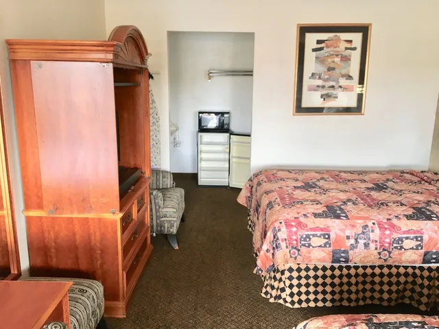 غرفة كومفورت بسريرين كوين، Inn At Mexia 7/9