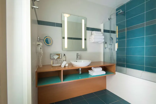 غرفة كومفورت بسرير كوين مع أريكة، Best Western Plus Hotel De La Regate 6/6