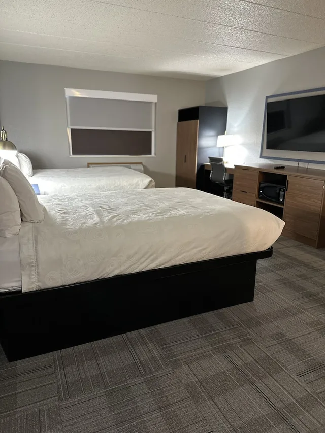 غرفة بسريرين كوين لذوي الإعاقة، Americinn By Wyndham Monroe 7/8