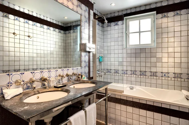 جناح عائلي بشرفة بغرفتي نوم، Relais And Chateaux Cazaudehore 2/2