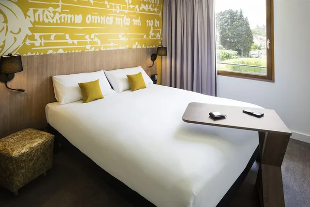 Standard, Double Bed, Ibis Styles Carcassonne La Cite 3/10